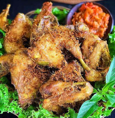 Ayam Goreng Laos DK: Rasa yang Menggoda di Tegalkatilayu